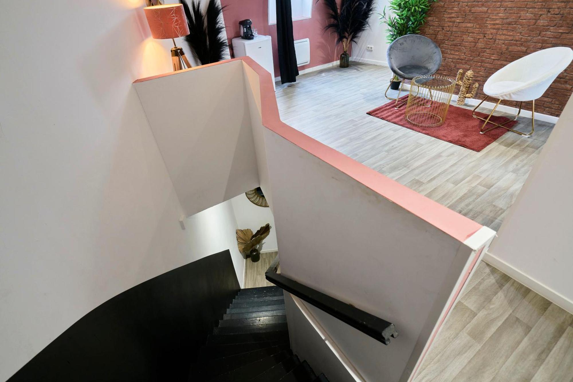 Ng Suitehome - Lille I Roubaix Centre I Grand Place - Balneo - Netflix - Wifi Exteriör bild